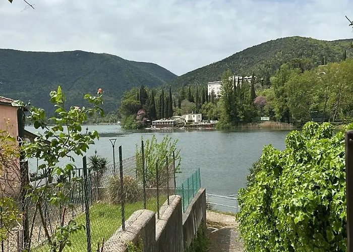 House - La Casa Di Caio * Piediluco